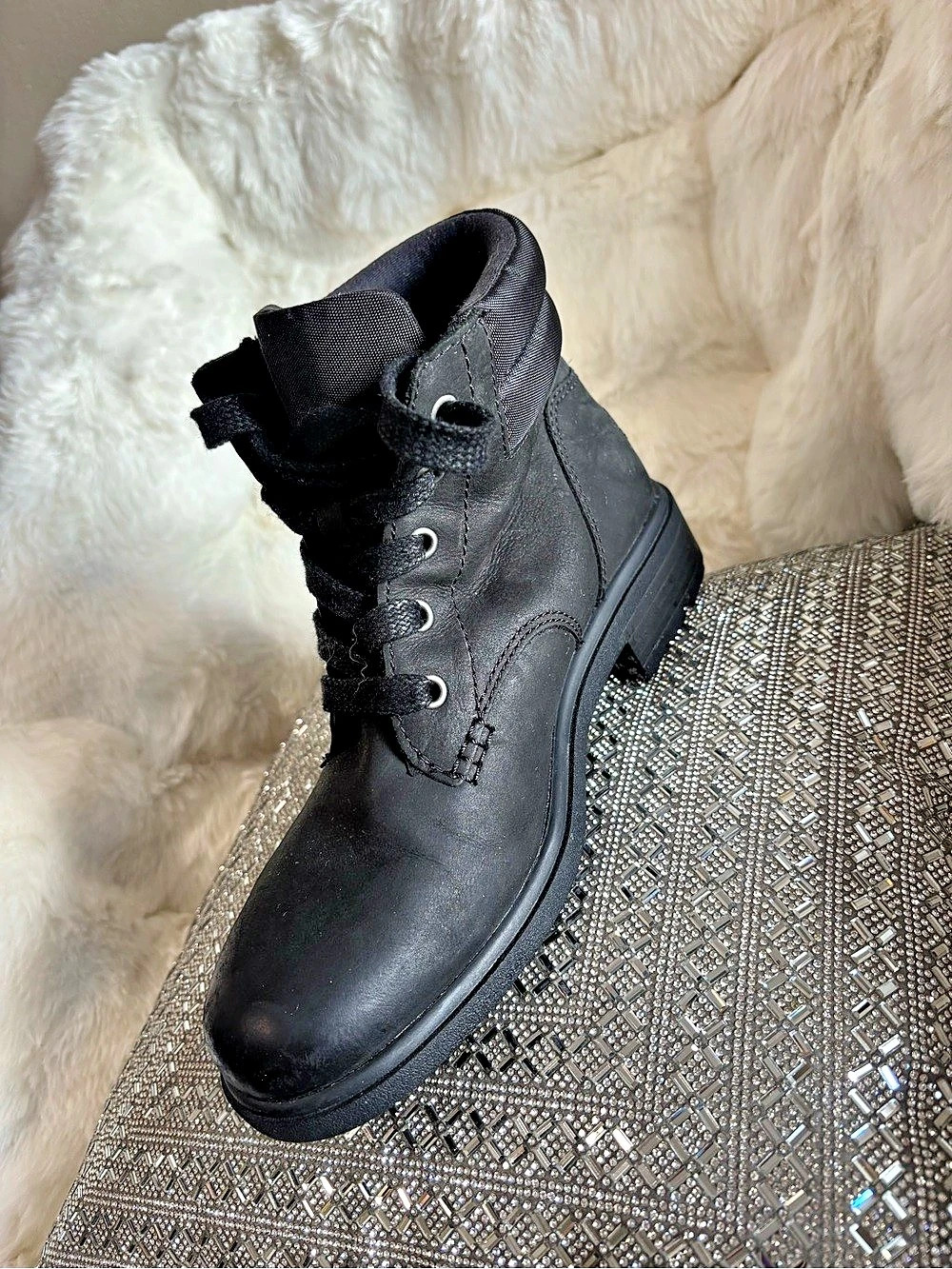 UGG Women's Yose Puffer Boot Black